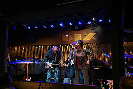 Conference-Sustainable-Energy-and-Powertrains Musicians-on-stage