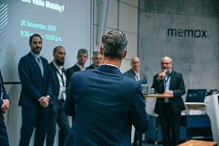 Participant-at-the-Panel-Discussion-at-the-Conference-Sustainable-Energy-and-Powertrains